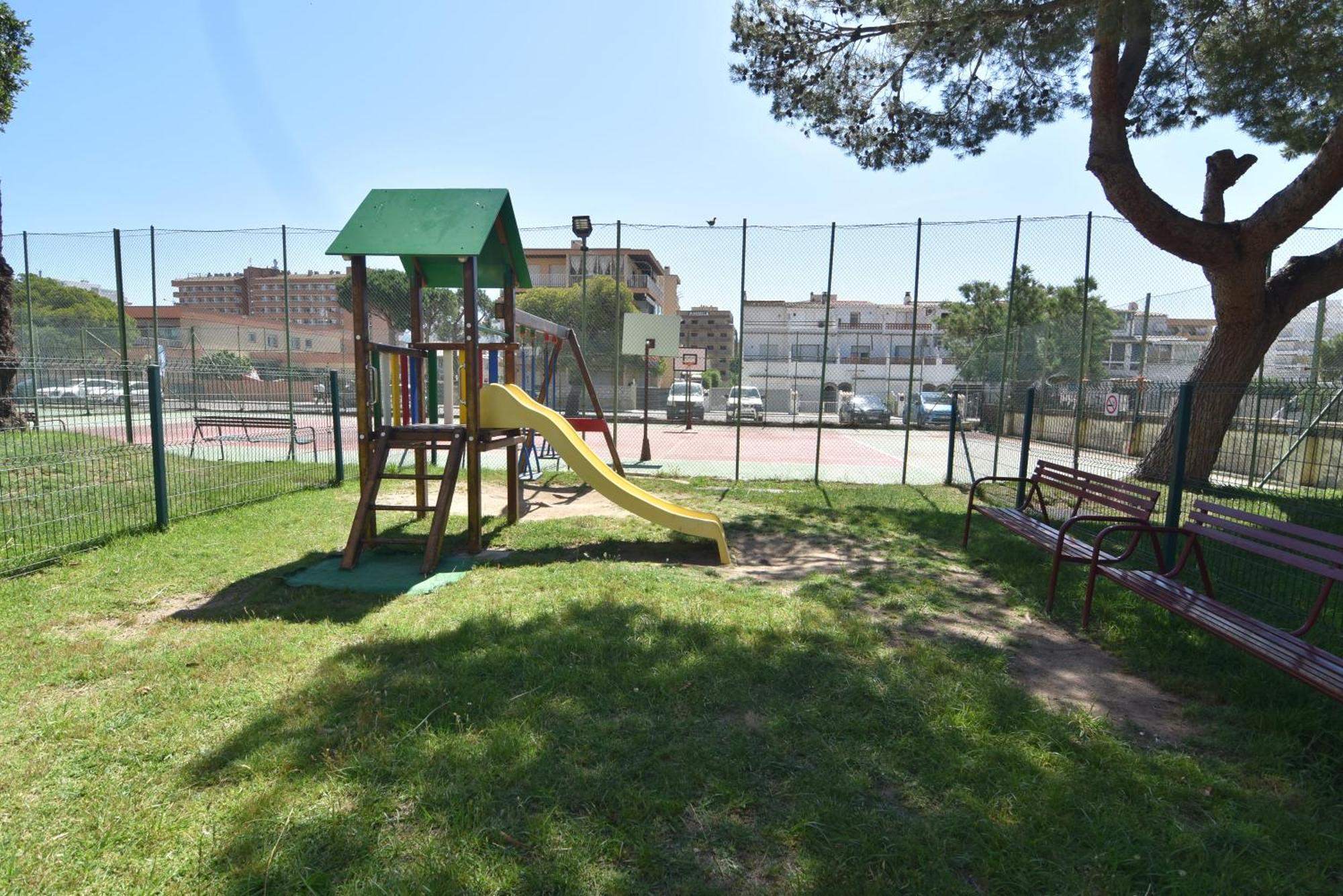 Appartement Rnet - 600 Tramuntana 01-23 *